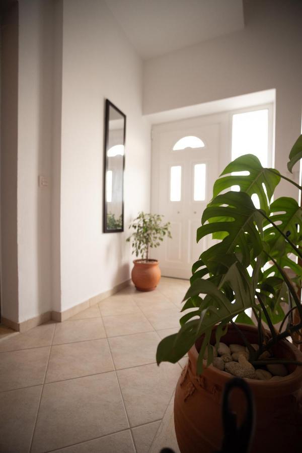 Nikorina Apts Lefkada City ภายนอก รูปภาพ