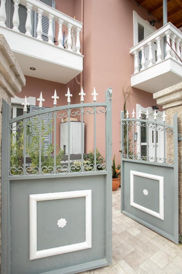 Nikorina Apts Lefkada City ภายนอก รูปภาพ